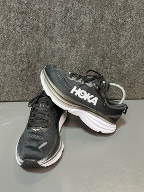 HOKA Bondi 8 Women’s Running Shoes Size 7.5